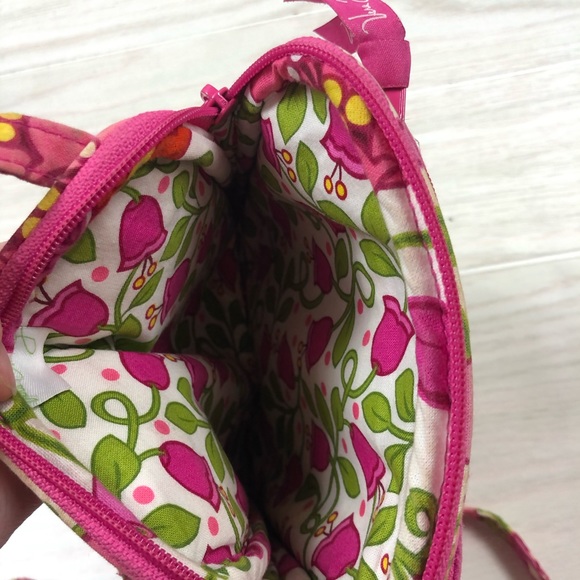 Vera Bradley pink floral crossbody bag quilted - Picture 7 of 8